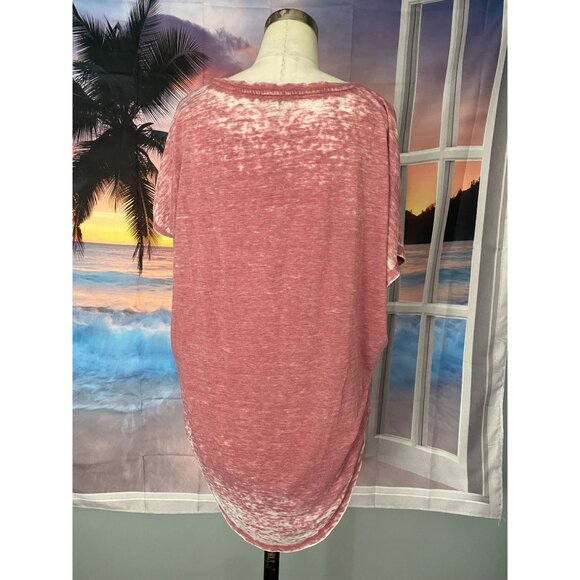 Express One Eleven pink oversized v neck tee MEDIUM Runs big - Picture 4 of 4